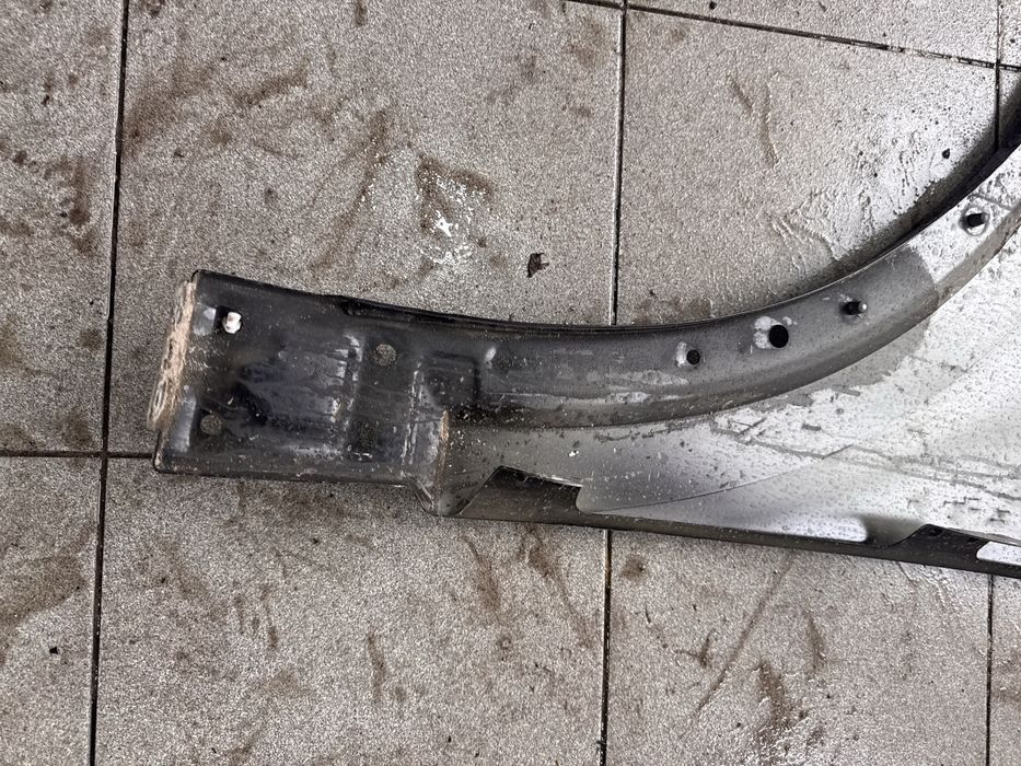 Крило Audi Q8 audi q8 крыло ку8