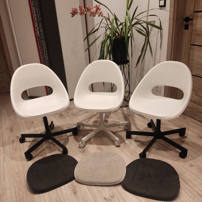 Sprzedam krzesła obrotowe LOBERGET MALSKAR  IKEA ,stan niemal idealny.