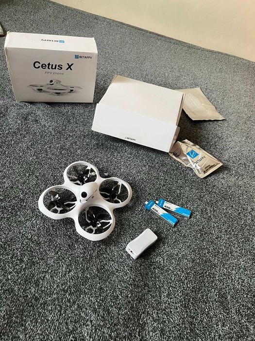 Dron BETAFPV Cetus X Elrs 2.4 sam nowy dron