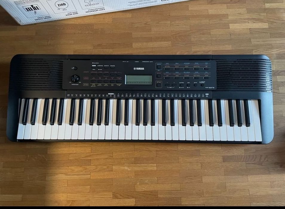 Синтезатор Yamaha PSR e 273