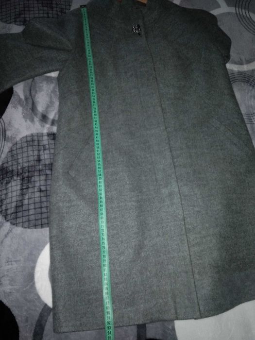 Пальто жіноче демісезонне, р.50-52, гарний стан