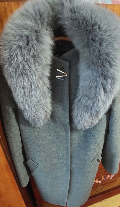 Кашемировое пальто серого цвета 44 р