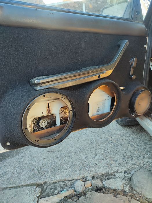 Продам дверные карты подиум на ВАЗ 2101-2107