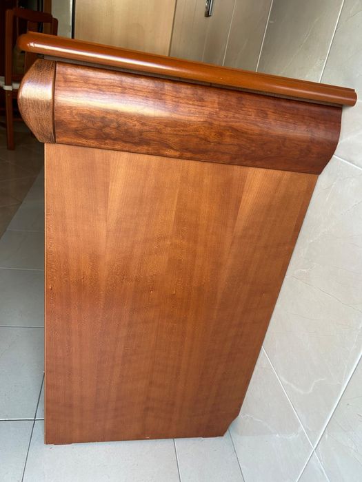 Aparador sala em cerejeira