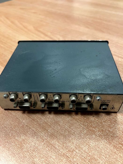 VGA splitter kramer vp-sxl