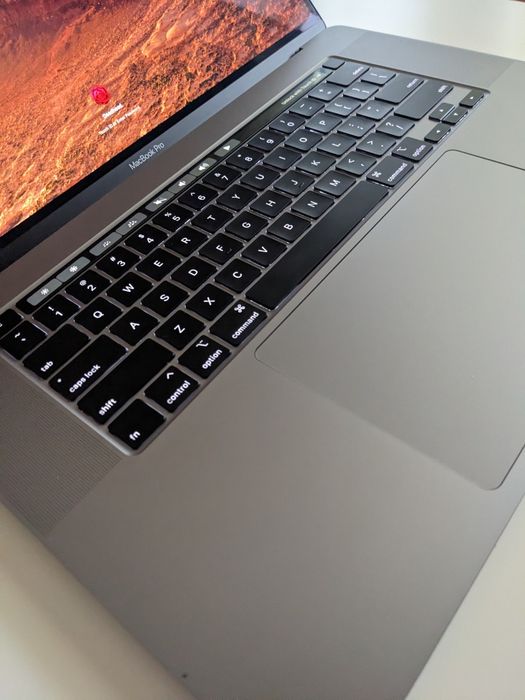 macbook pro i9 32 1tb - Купить электронику - Цены на OLX.ua