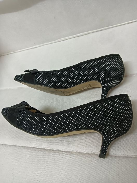 Sapatos L. K. Bennett London de Senhora