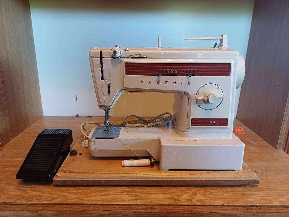 Maszyna do szycia Łucznik