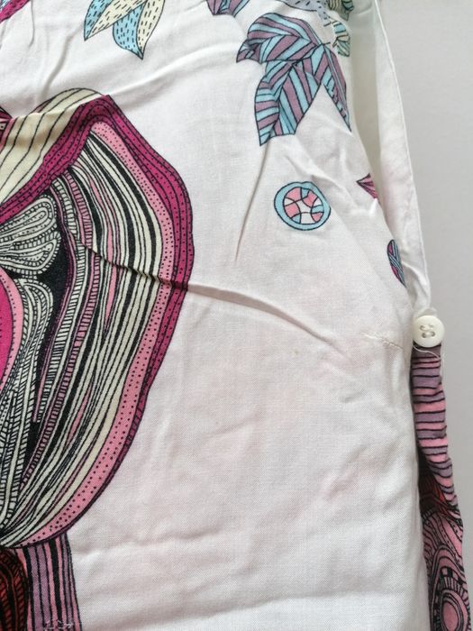Blusa Branca com elefante colorido