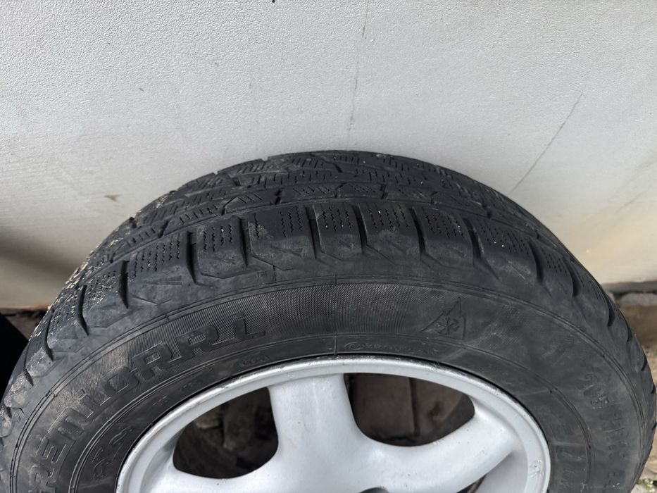 Продам колеса в зборі 205/65R15