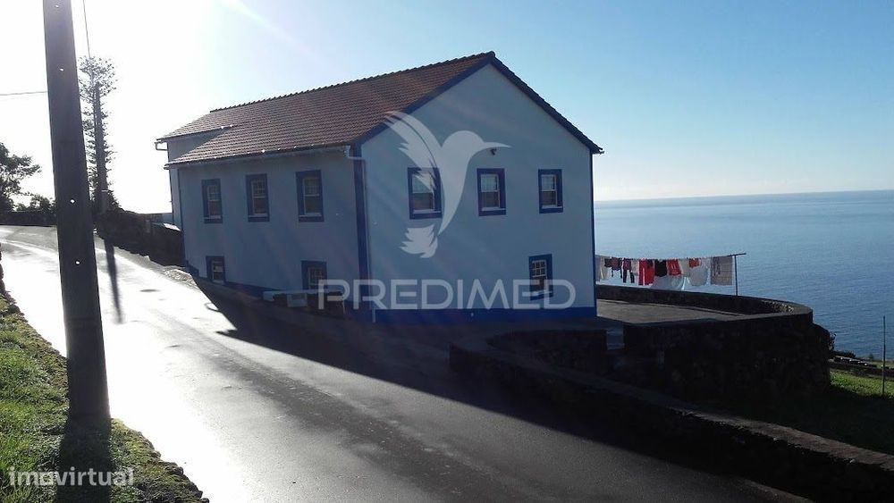 Moradia com Vista Deslumbrante para o Mar e Ilha do Pico – Calheta,...