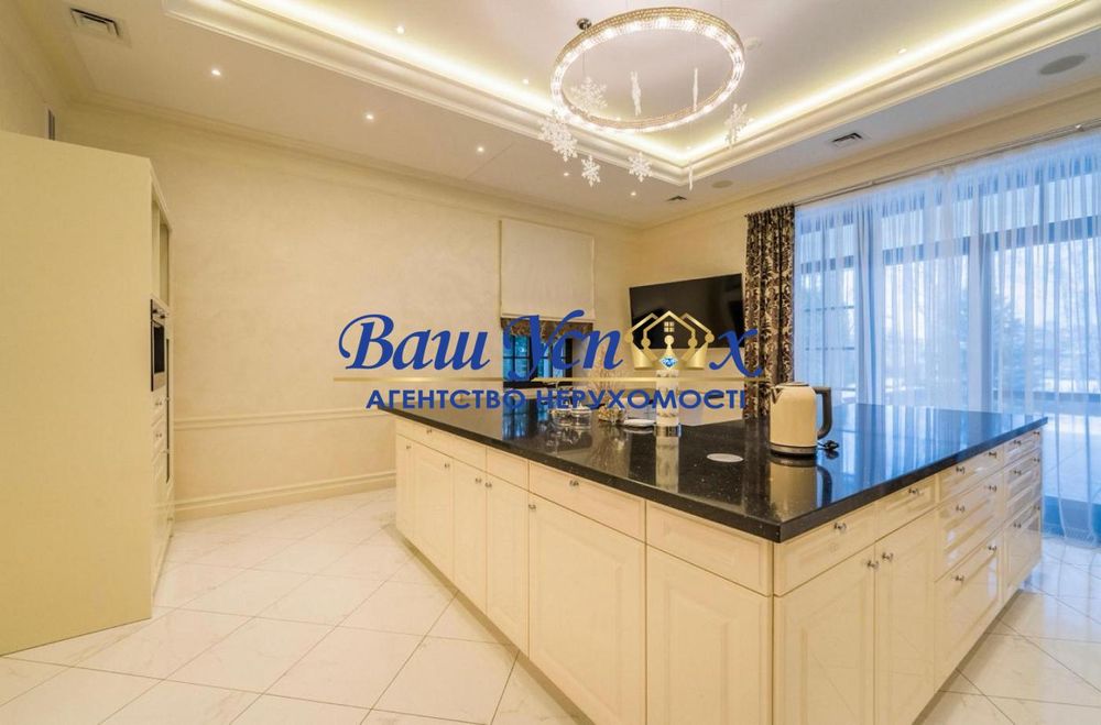 Оренда будинка у мiстечку з выходом на рiчку   . село  Козин