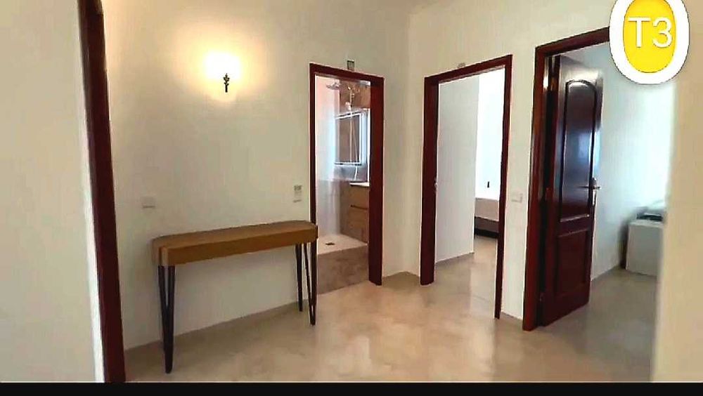 RENDA ANUAL: Elegante T3 com 5 Varandas | Quinta do Rodrigo, Portimão