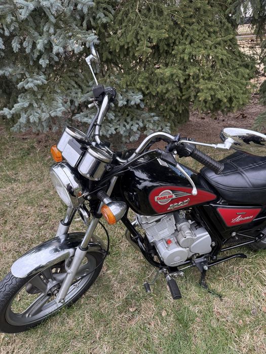 Motocykl Daelim VC125F