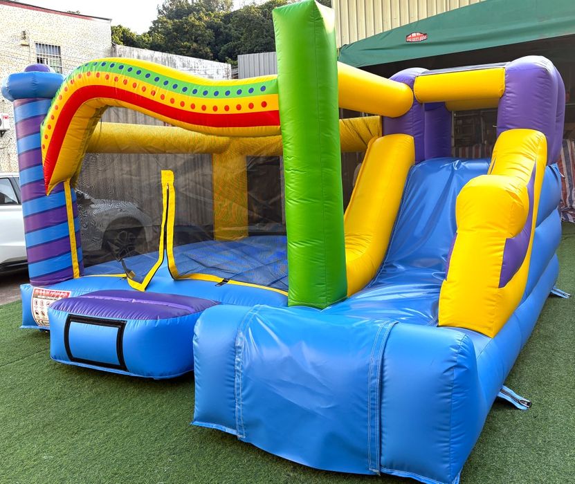 Insufláveis em lona profissional com motor