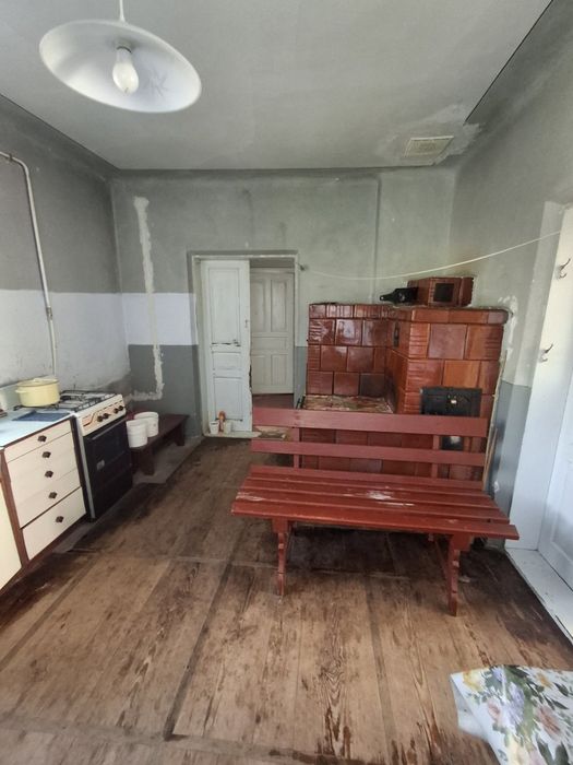 Продається будинок у с.Лісок Золочівського р-н вул. Головна 102