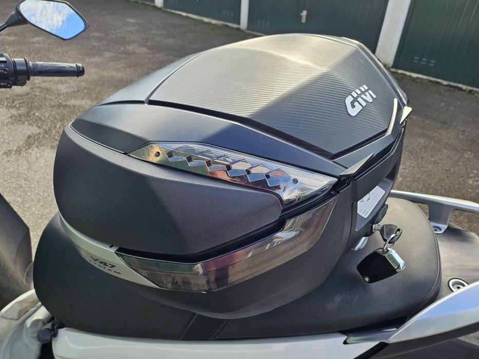 Top case Givi V47 Ducati Multistada v4 ou  outra