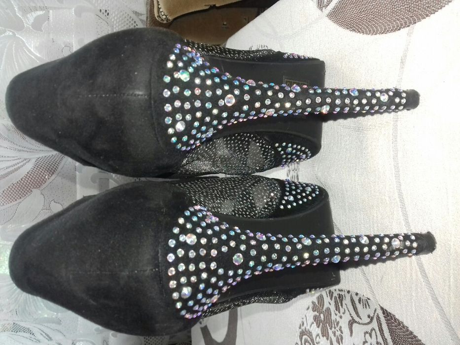 Туфлі на свято.