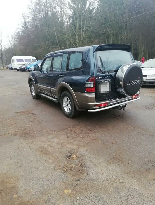 Разборка Mitsubishi Pajero Wagon 3 3.2D-ID салон кардан КПП Двигатель