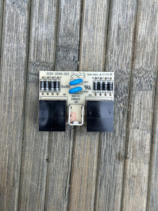 Płytka sterująca z przekaźnikami UPS Green Cell 2000VA