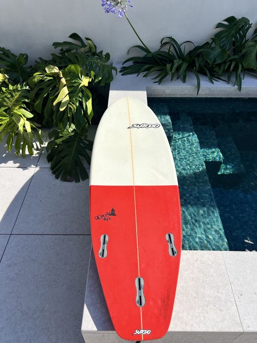 Prancha de surf 5”11 + leash