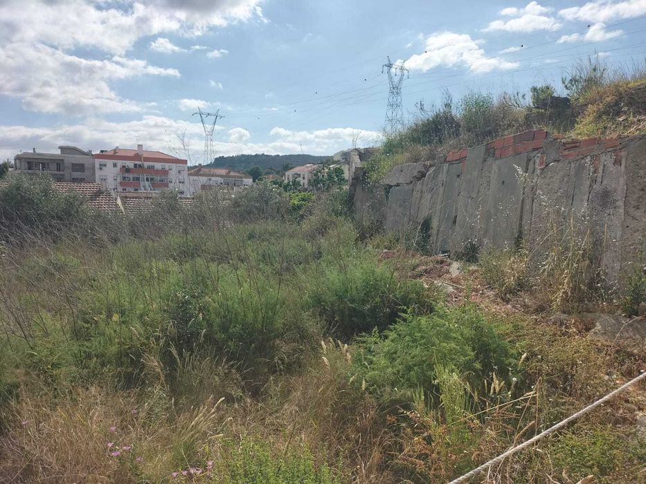 TERRENO URBANO EM ALVERCA – PROJETO PARA PRÉDIO