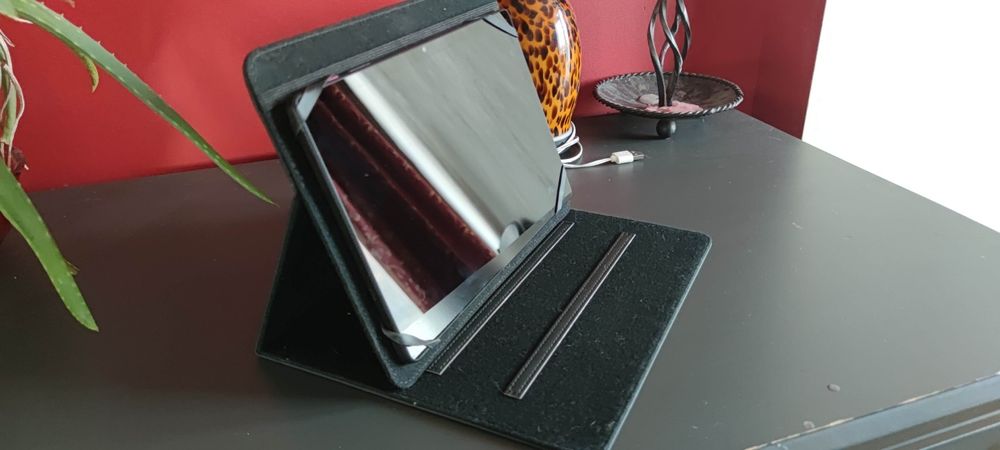 Stojak /podstawka na tablet / Etui na każdy tablet 10" !