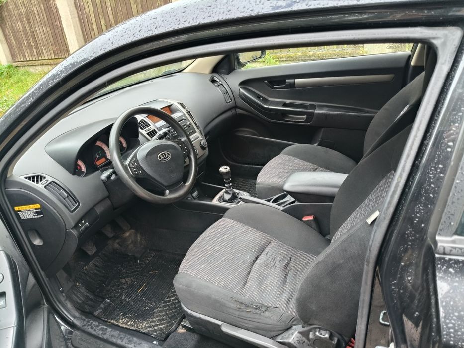 Kia ceed 2008 rok 1,4.