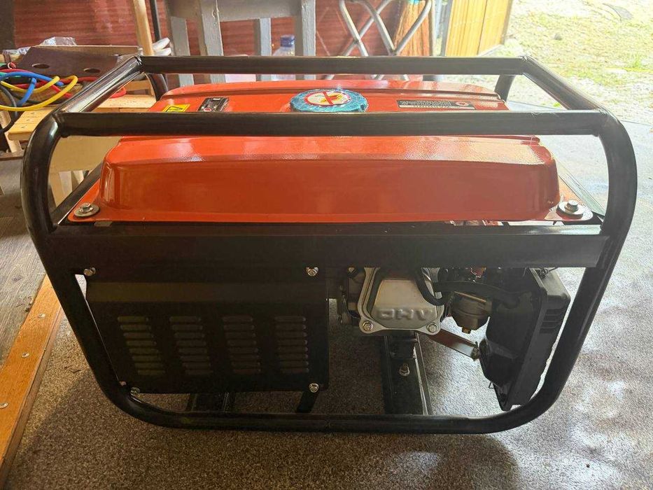 Бензиновый генератор SPEKTR SGG-3800 7HP / 220В