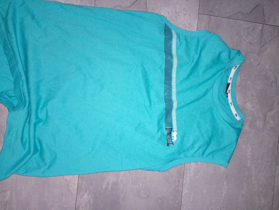 Дуже красива майка лонсдейл