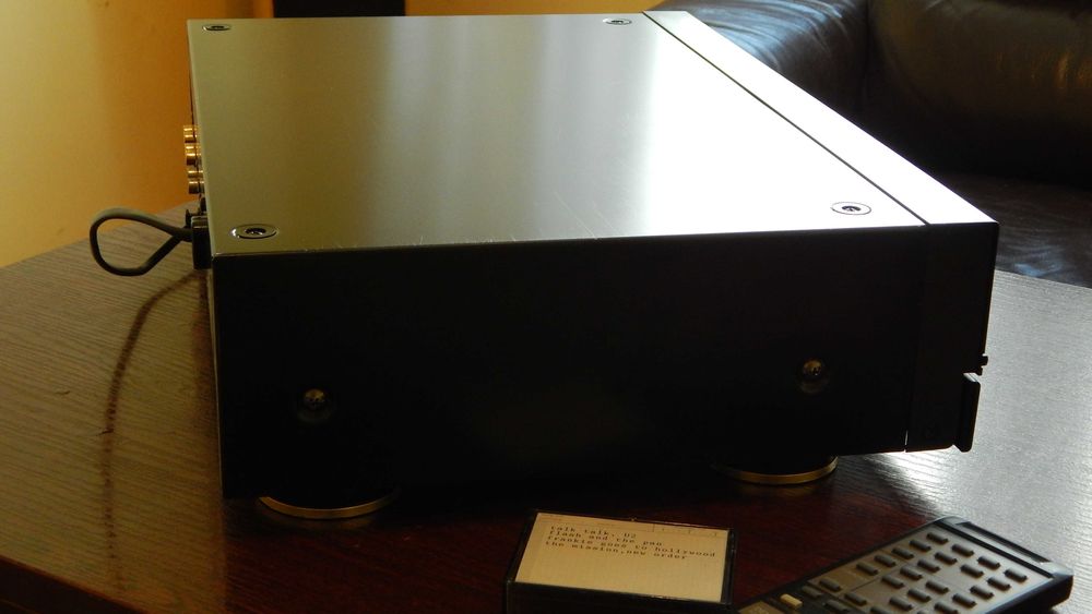 Denon DTR-2000 magnetofon cyfrowy DAT