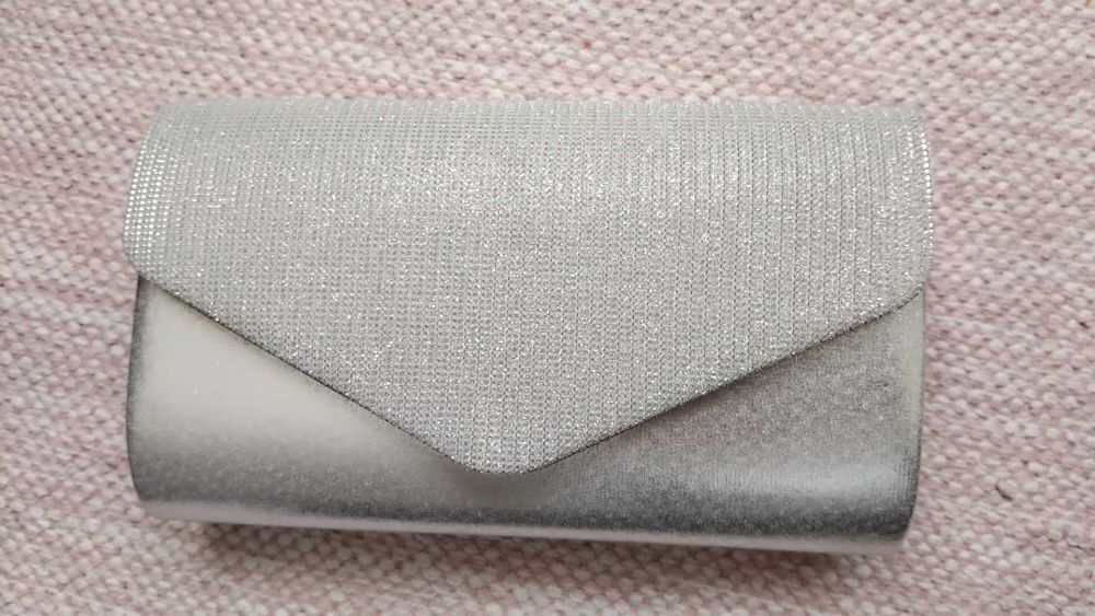 Mala cerimónia - Prata