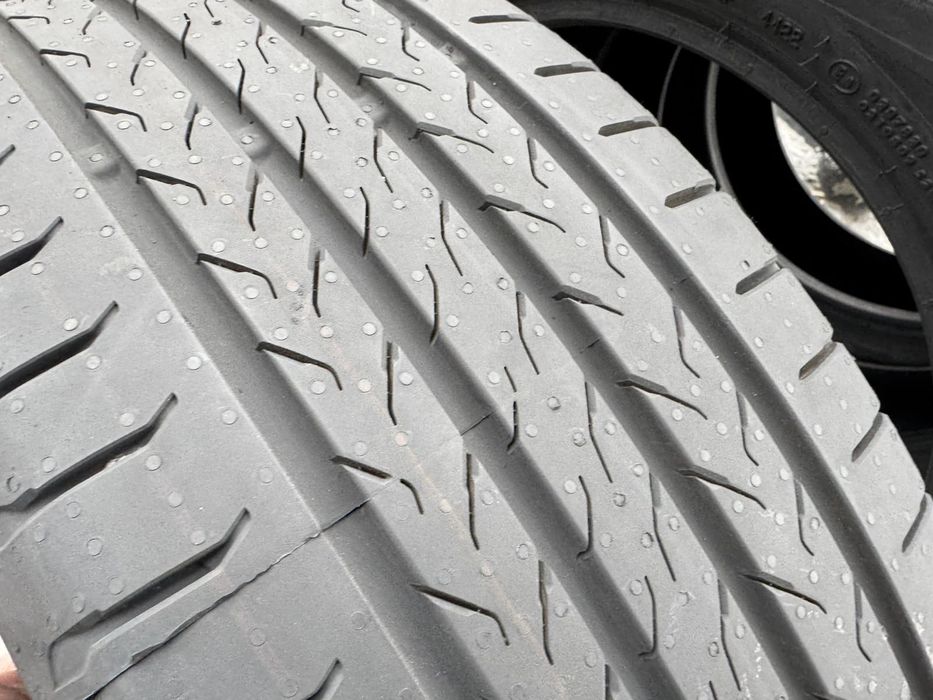 Майже нові літні шини Continental 195/55 R16