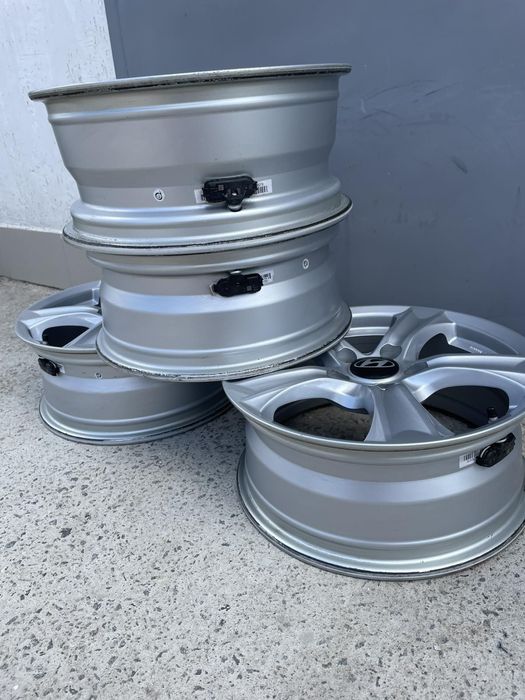 Диски литі оригінал 5×114.3 R16 Hyundai