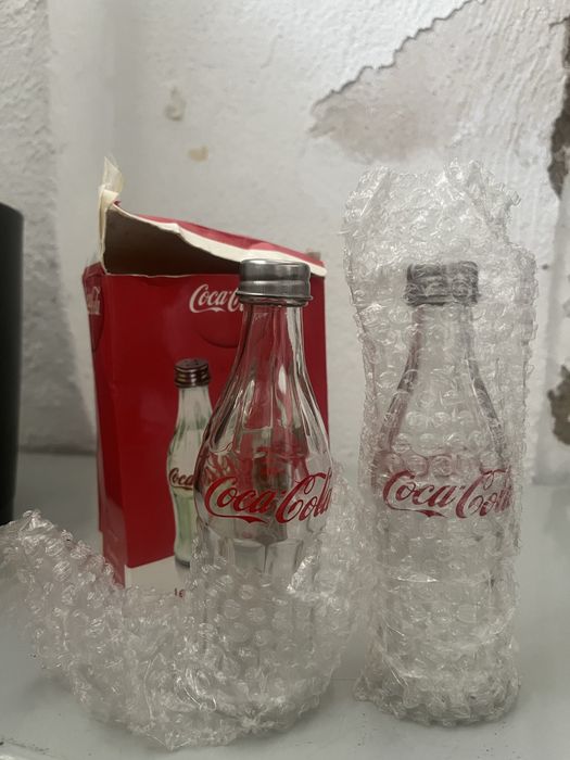 Saleiro e pimenteiro da marca coca-cola430894632162437123