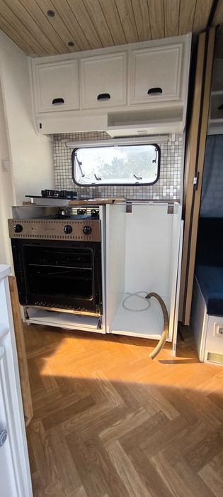 Vimara 450 DS (1988) – Projeto Off-Grid c/ Interior Renovado (Bateria Lítio + Solar) e doc em dia