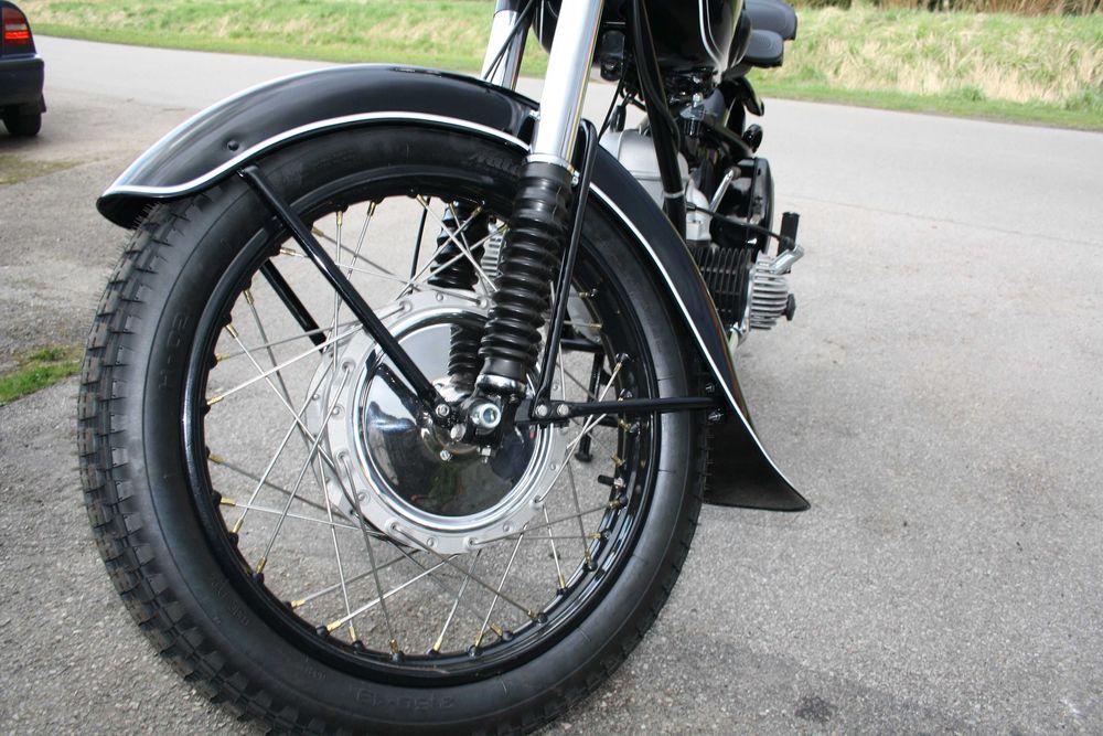 Renowacja kół szprychowanych, zabytki junak wsk romet centrowanie FV