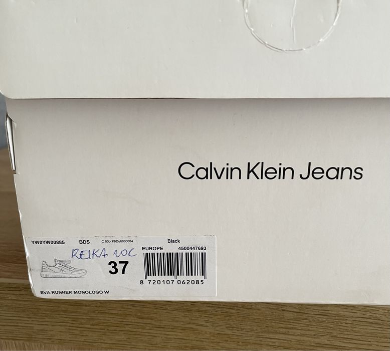 Nowe buty Calvin Klein