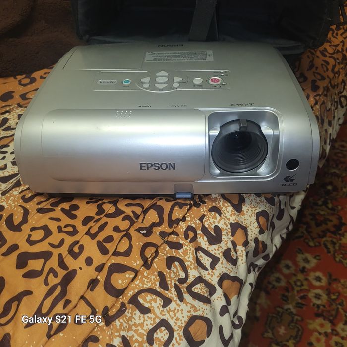 Тв проектор  б/у