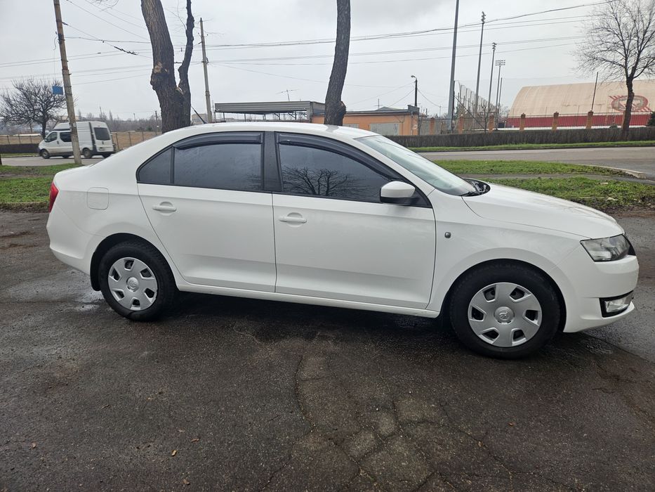 Продам Skoda Rapid 2013  110т.км