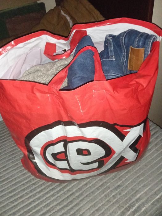 Речі на хлопця , чоловіка розмір Л.