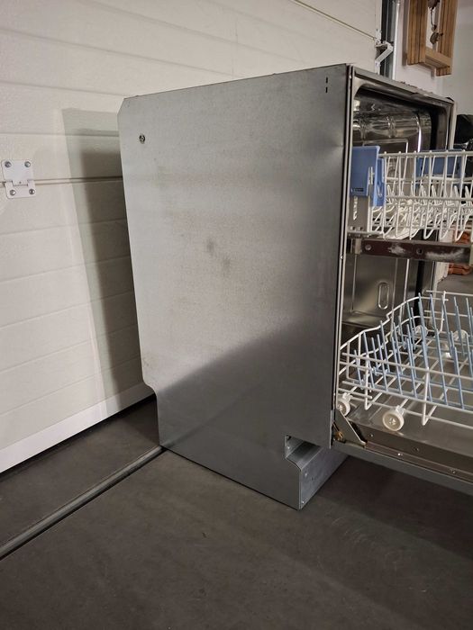 Maquina de Lavar Loiça WHIRLPOOL de Encastrar