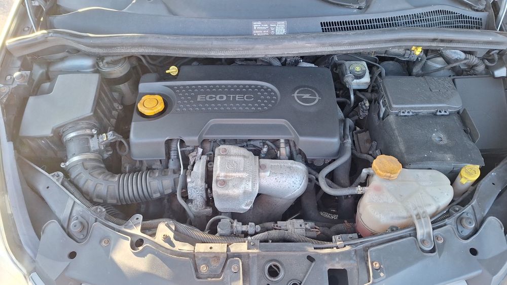 Opel corsa 2010 1.3 gasoleo