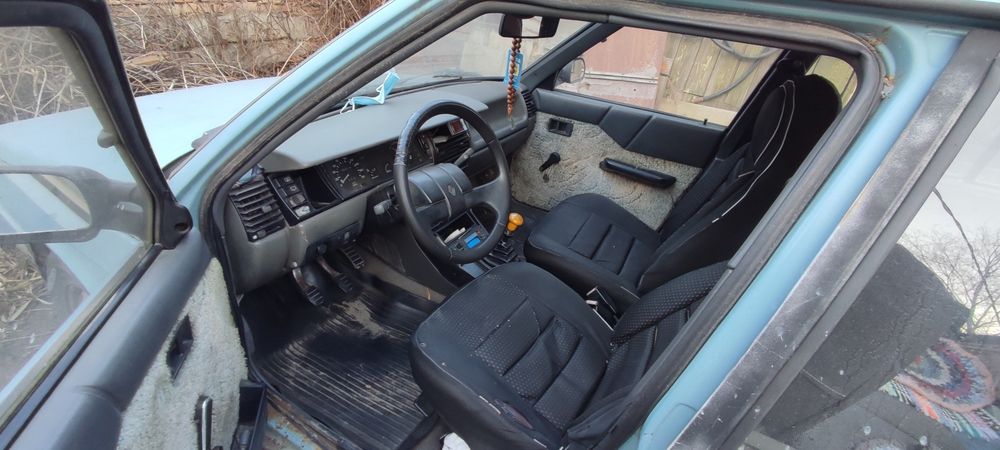 Renault 11  1.4 бензин