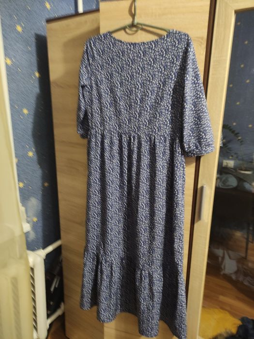 Сукня жіноча 46 р.Вільного крою.В ідеальному стані.