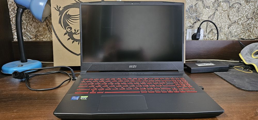 Игровой ноут MSI Katana i7 11800H + RTX 3060