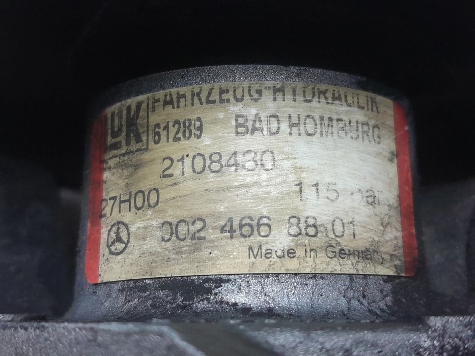 Bomba de direção MERCEDES-BENZ Classe E (W210)