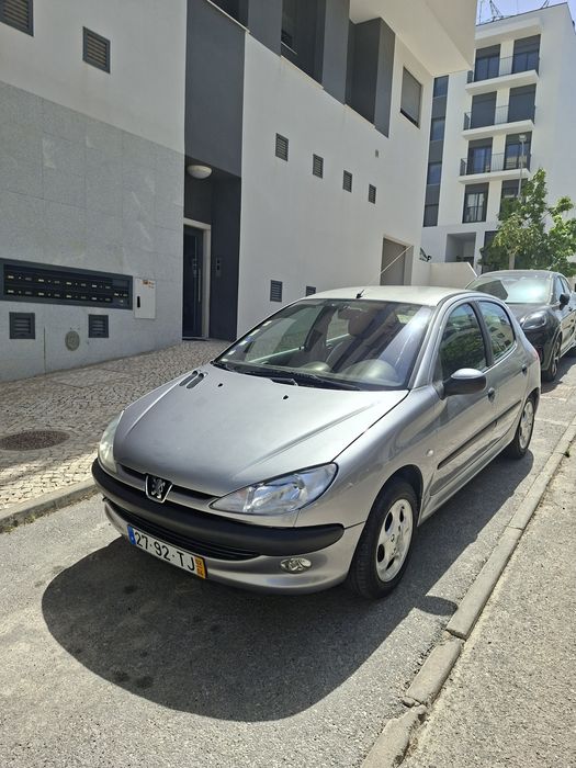 Peugeot 206 — fotografia 2