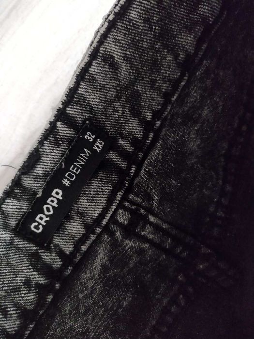 Spodnie boyfriendy CROPP roz. XXS/32