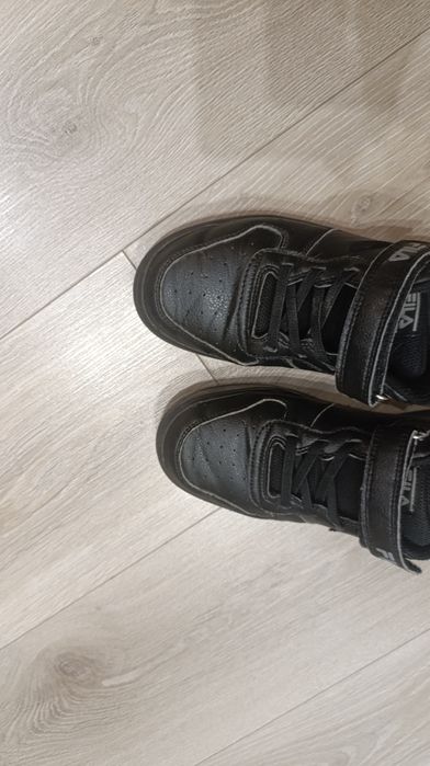 Кросовки Fila 35 розмір для хлопчика